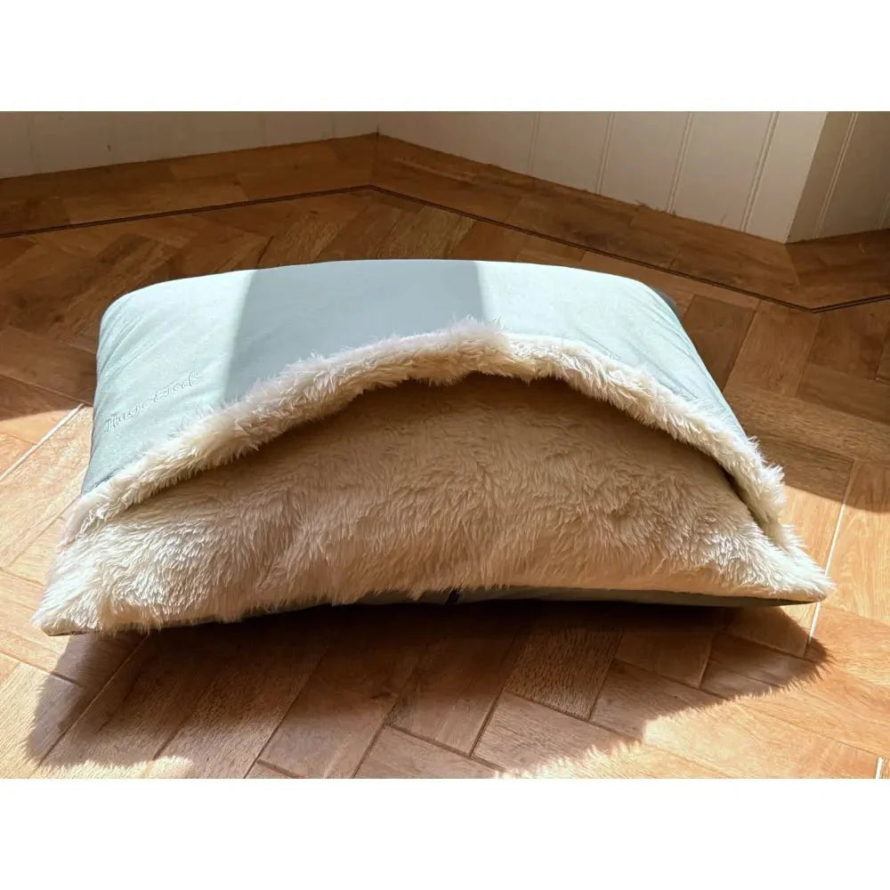 Rainfleece Personalised Waterproof Dog Den Bed