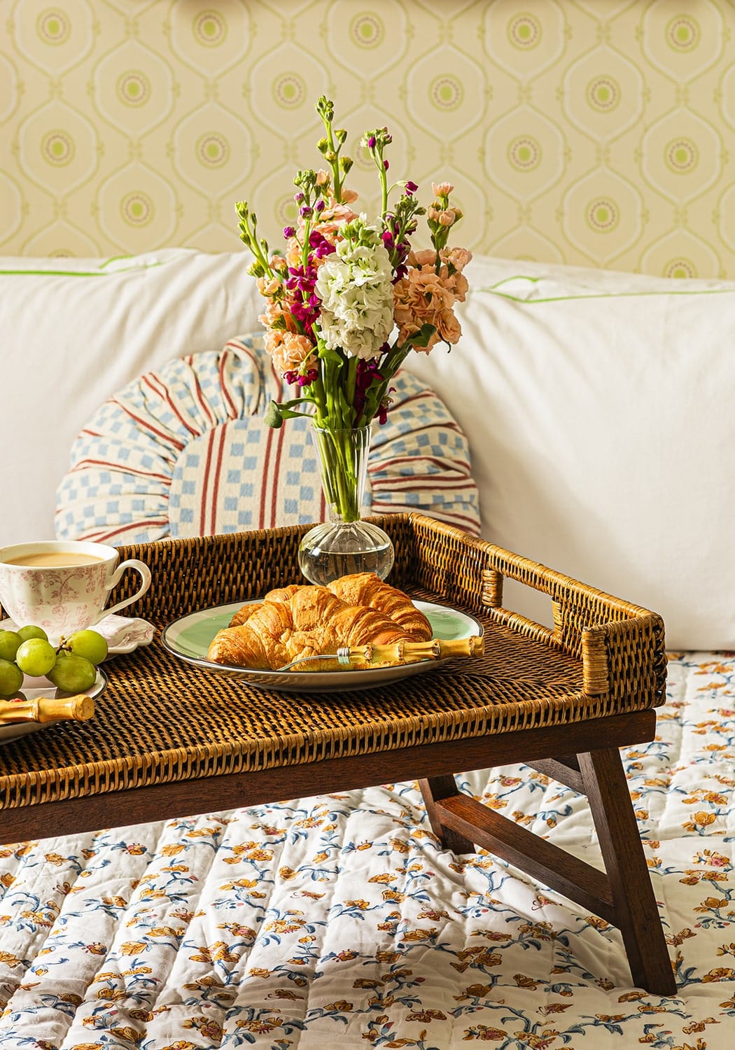Rattan Breakfast Tray - Brown
