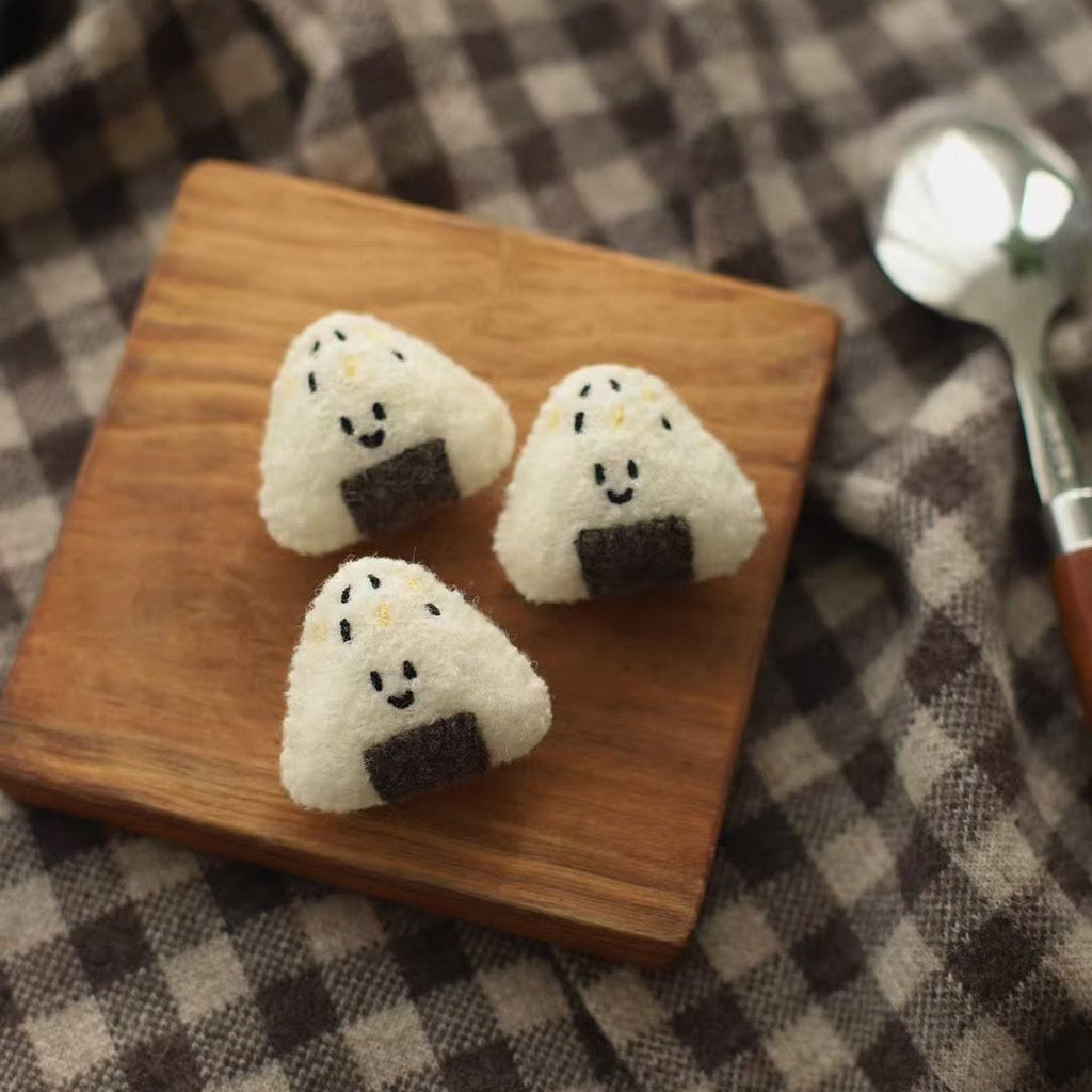 Daily White | Onigiri Woollen Brooch