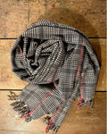 alva scarf | oatmeal, black, red