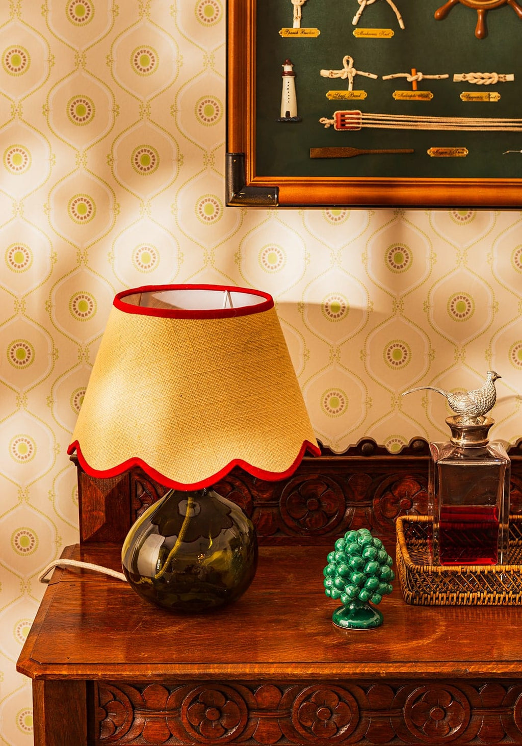 Sweet Red Trim Scalloped Lampshade