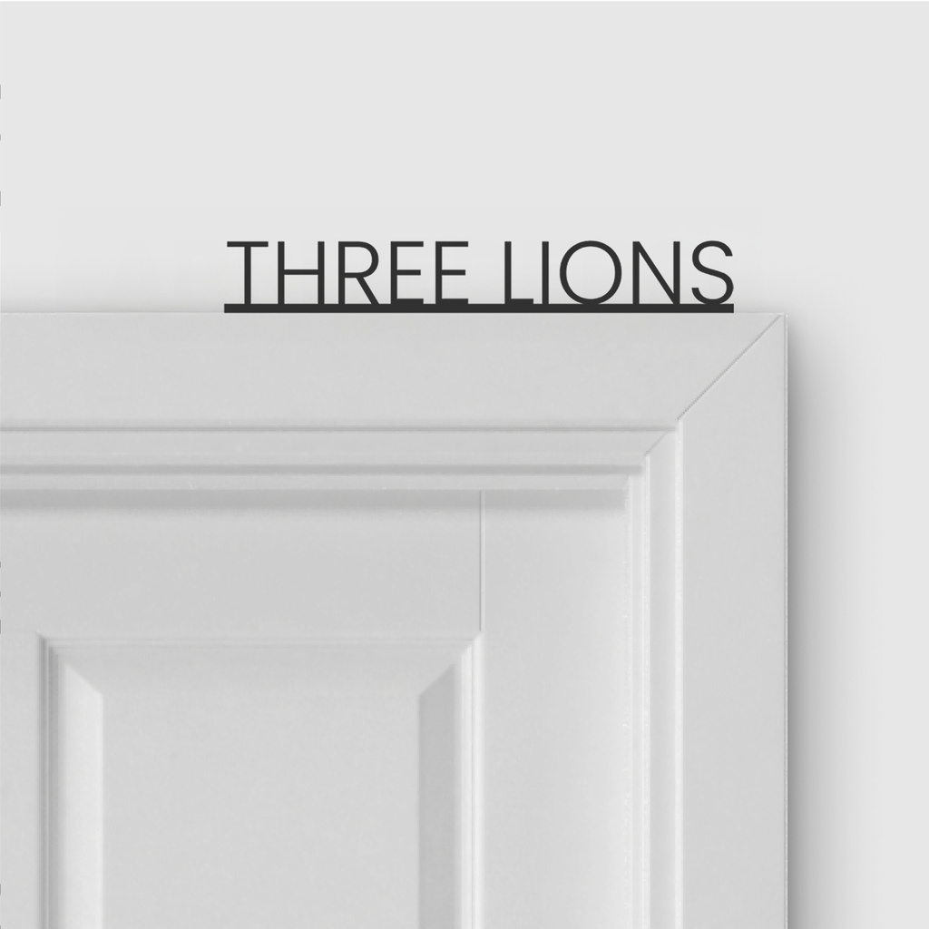 THREE LIONS door topper and door tag