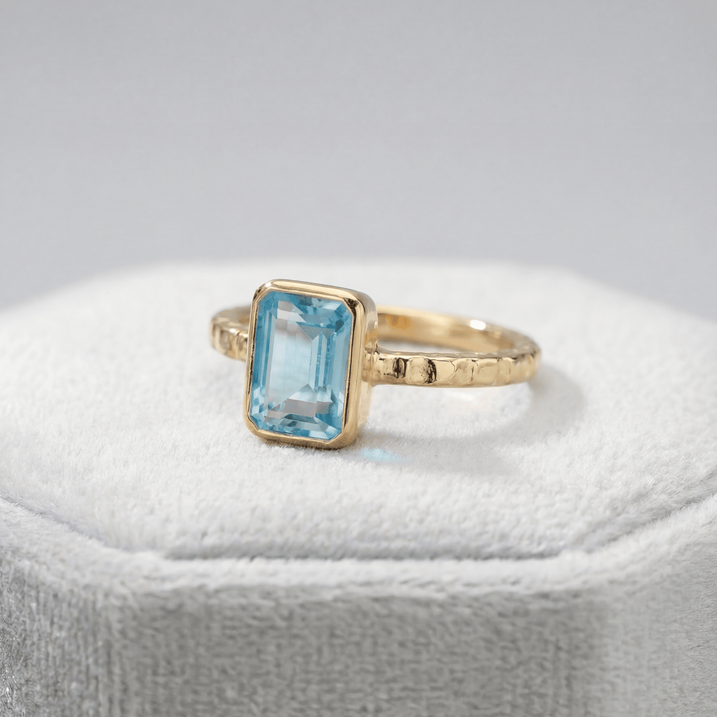 Tidewashed Sky Blue Topaz Ring – Octagonal Gemstone & Hammered Band