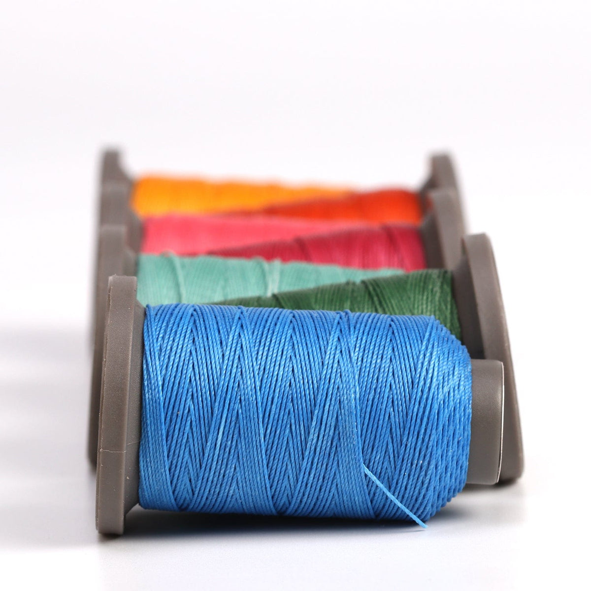 WUTA Waxed Polyester Thread — 0.55mm × 90m
